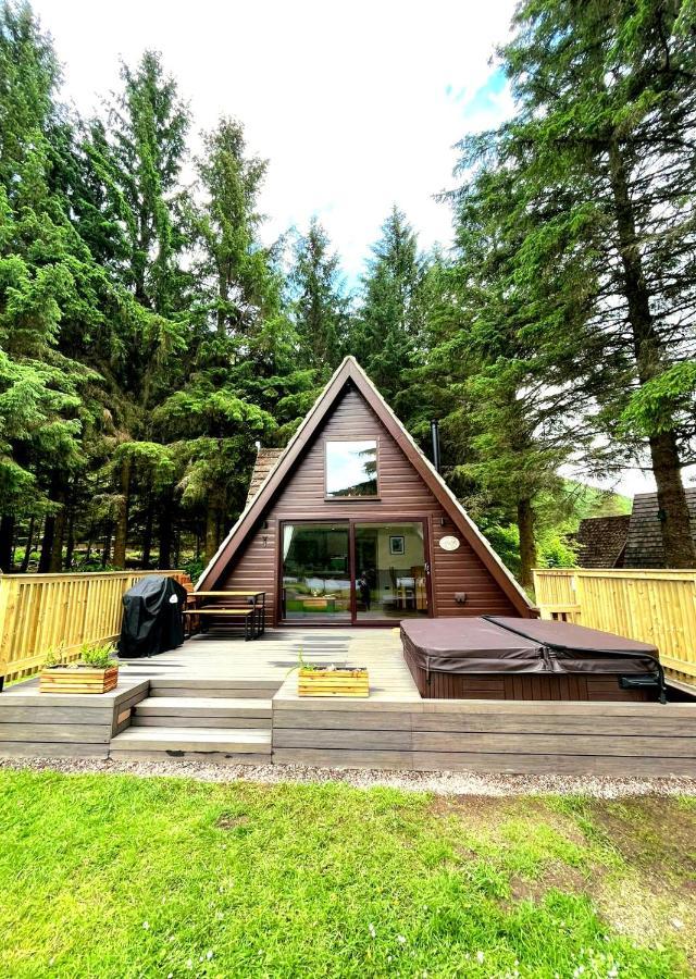 Bonnie Lodge-Lochside Location With Hot Tub Invergarry Esterno foto